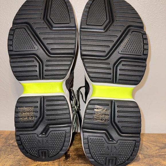 Armani Exchange Sneakers Size 9 - Picture 5 of 8